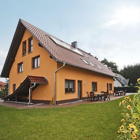 ホテル Am Waldrand Spreewald ブルク エクステリア 写真