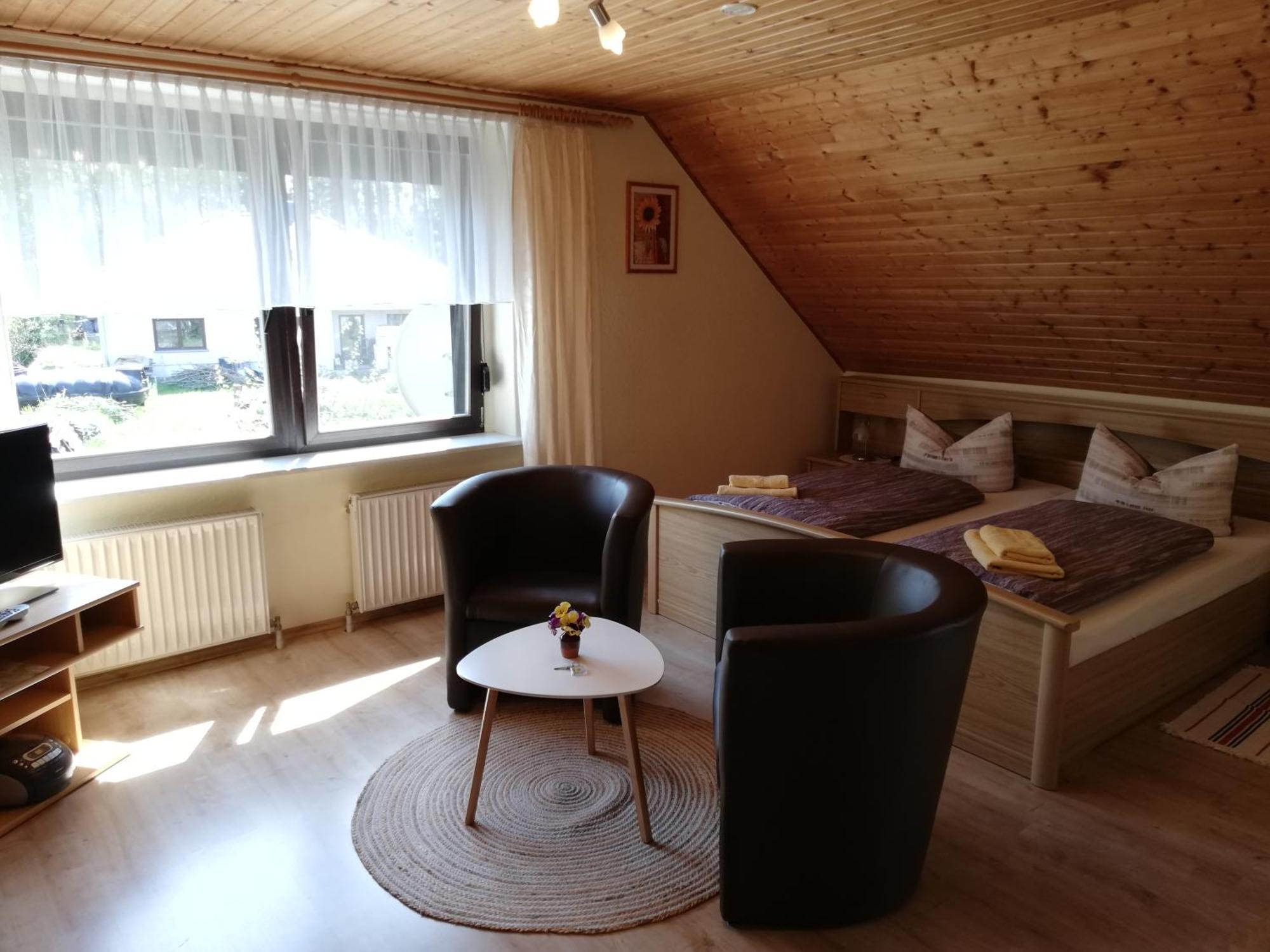 ホテル Am Waldrand Spreewald ブルク 部屋 写真